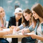 Mengembangkan model pembelajaran kontekstual berbasis 3T